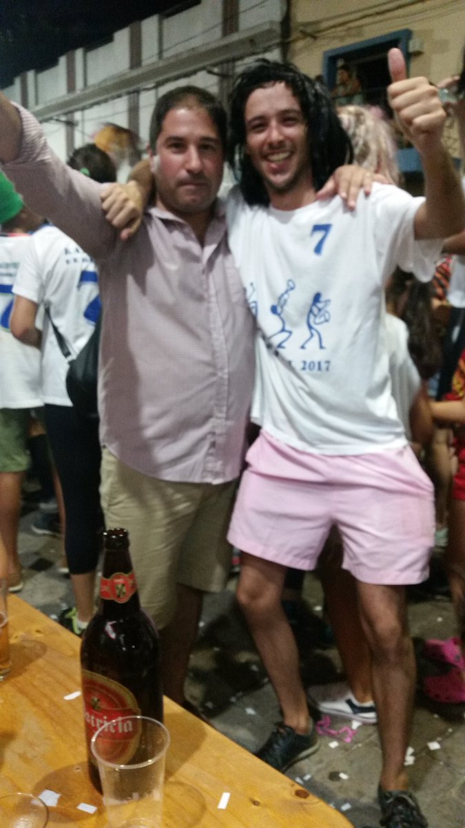 49482475ed8f4bf's tweet photo. Con mucha diversión y alegría se vive nuestro carnaval Melense . https://t.co/QLwxEf6eI6