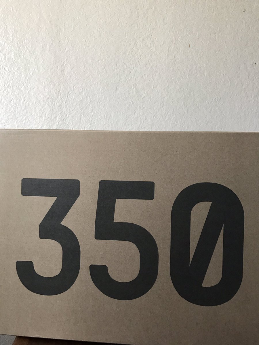 chanceneavez's tweet photo. @KimKardashian Sent me Yeezys and I can't believe  this ever happened 😍Thank you from the bottom of my heart ❤😭 https://t.co/QD5XNnwTyL