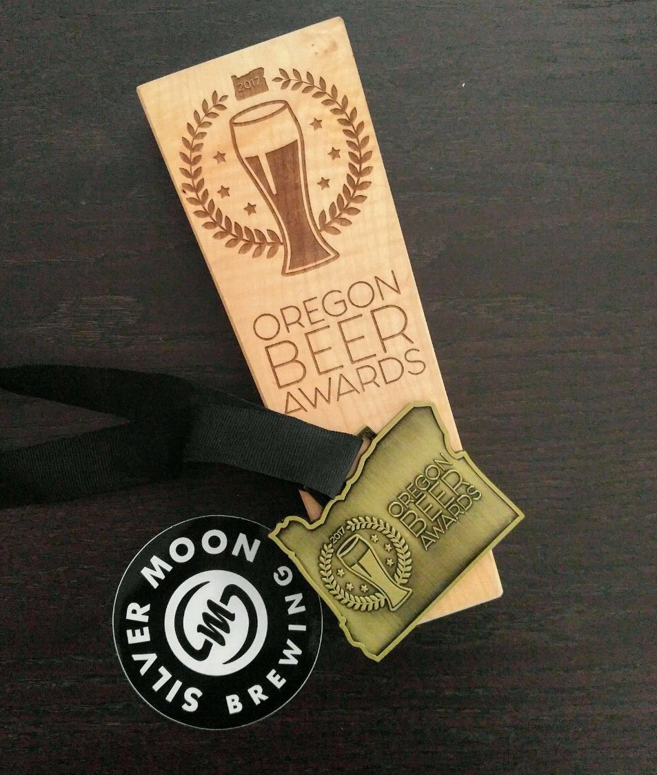 We're pleased to announce our #ghostfieldsRyeIPA took home #gold at <a href="/ORBeerAwards/">Oregon Beer Awards</a> last night!