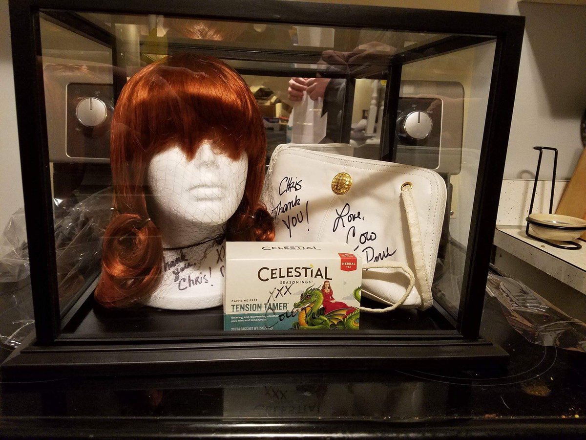 Sodius80's tweet photo. So what if it was meant to display a football... @themisscocoperu #cocoswag #conversationswithcoco https://t.co/TkJ7ZgOGc7
