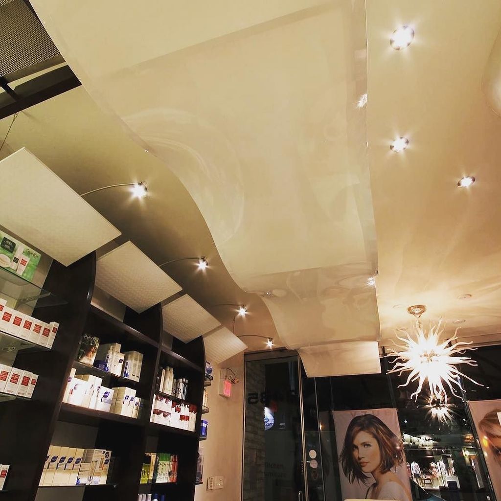 Laqfoil's tweet image. Bring creativity to your workplace #reflectiveceiling #differentforms ift.tt/2lVrzwJ