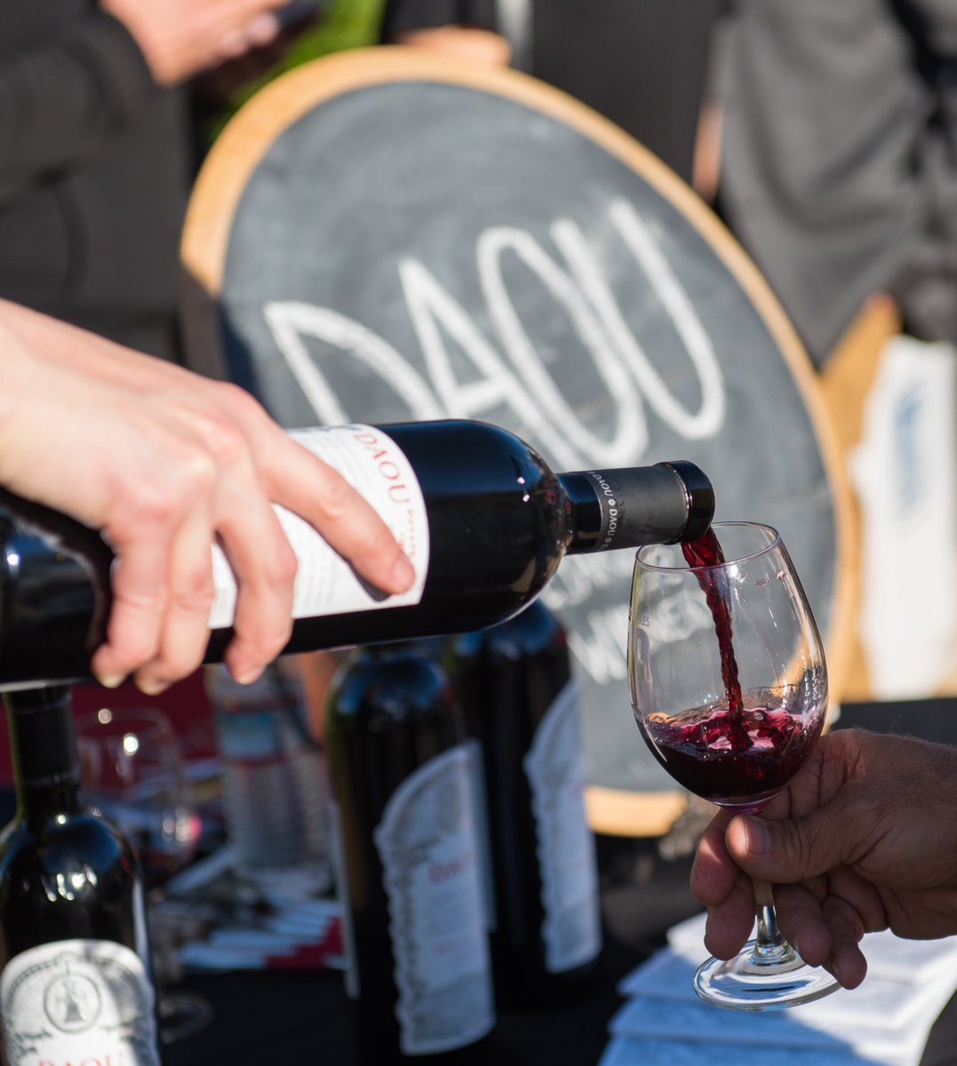 Happy Wine Wednesday! #Whatsinyourglass #PasoRoblesCAB