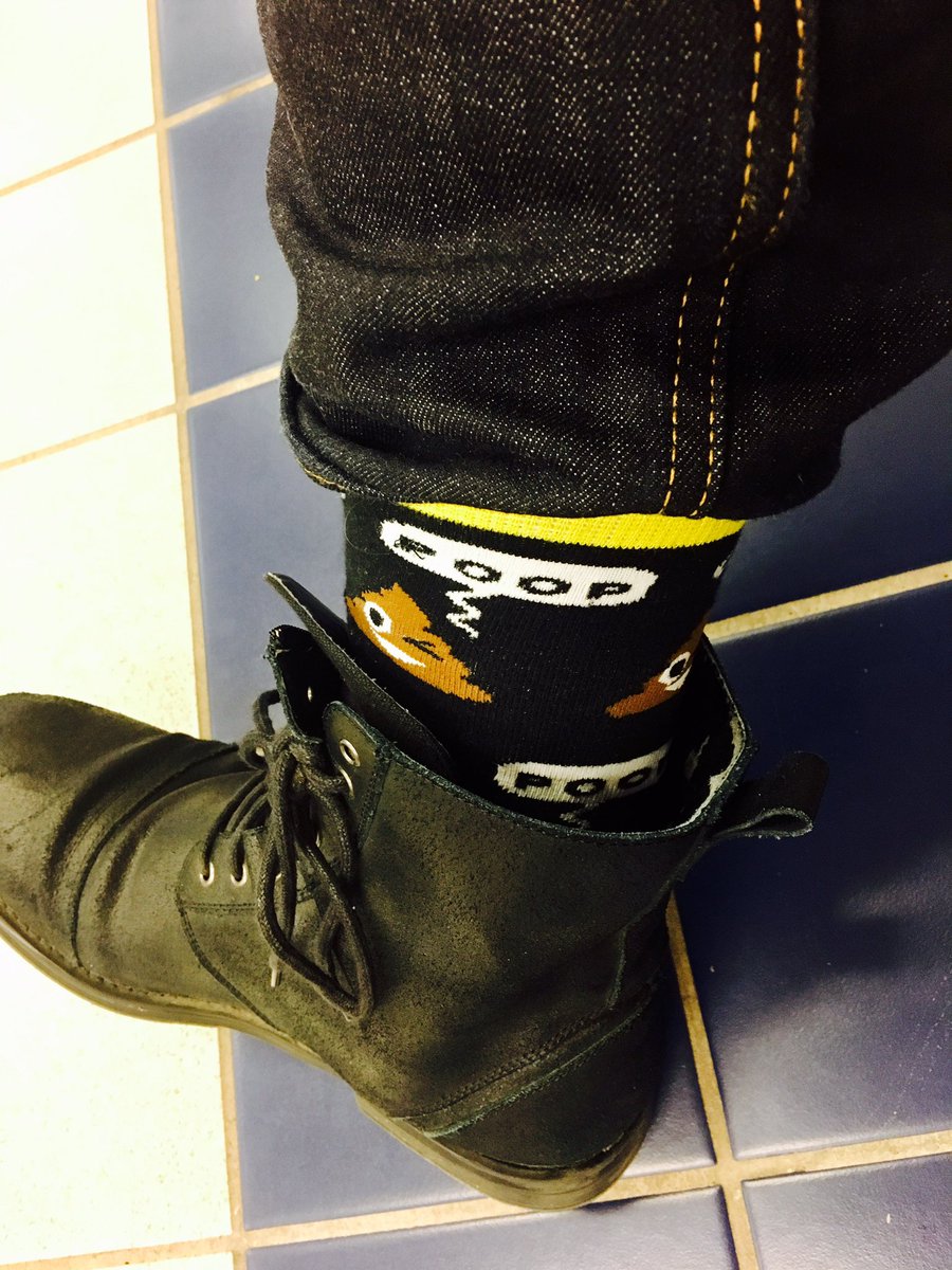 MrCdorsey's tweet photo. Crazy sock day at #HirschUp . #socks #sockgame 💪🏾💪🏾 https://t.co/FMi8nkCSwm