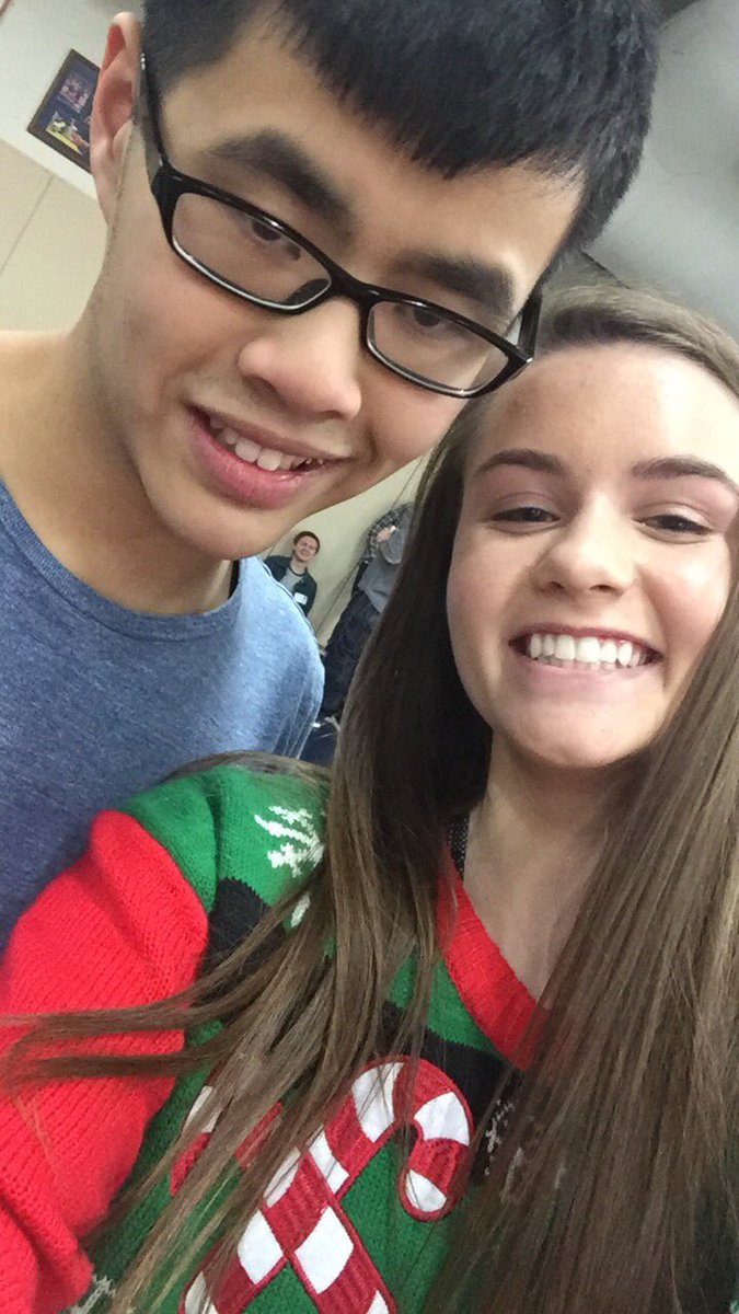 sarahphillips03's tweet photo. #SpreadTheWordToEndTheWord because my friends are so much more than a hurtful word!! Choose respect :) 💟 https://t.co/oeX5u2NmNz