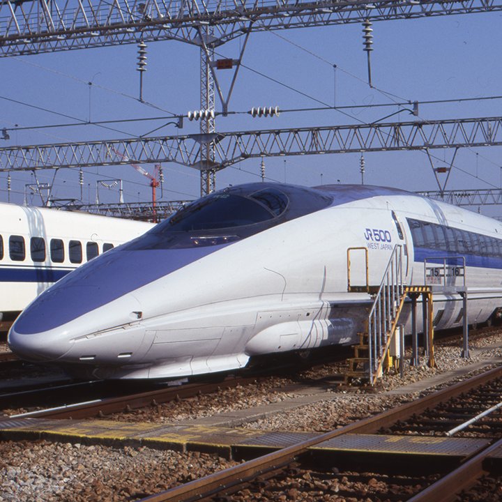 The_MALTS_UMAMI's tweet photo. #俺鉄 車両紹介★500系🚄
当時、日本で初めて300km/hの高速運転を実現して話題を呼んだ500系。#ザ・モルツ 500ml専用6缶パックで、俺鉄コレクションに追加できます！https://t.co/pe3uXBnOla https://t.co/1Z9H3DlmzV
