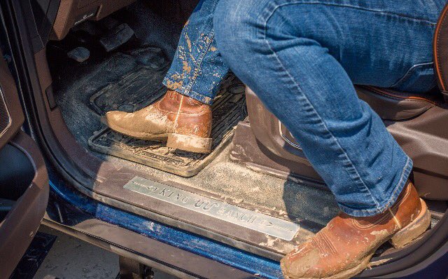 KirtRenner's tweet photo. They say that you shouldn't take your work home with you.  Sometime you have no choice. #saltspring spring mud https://t.co/eJyVISncSC