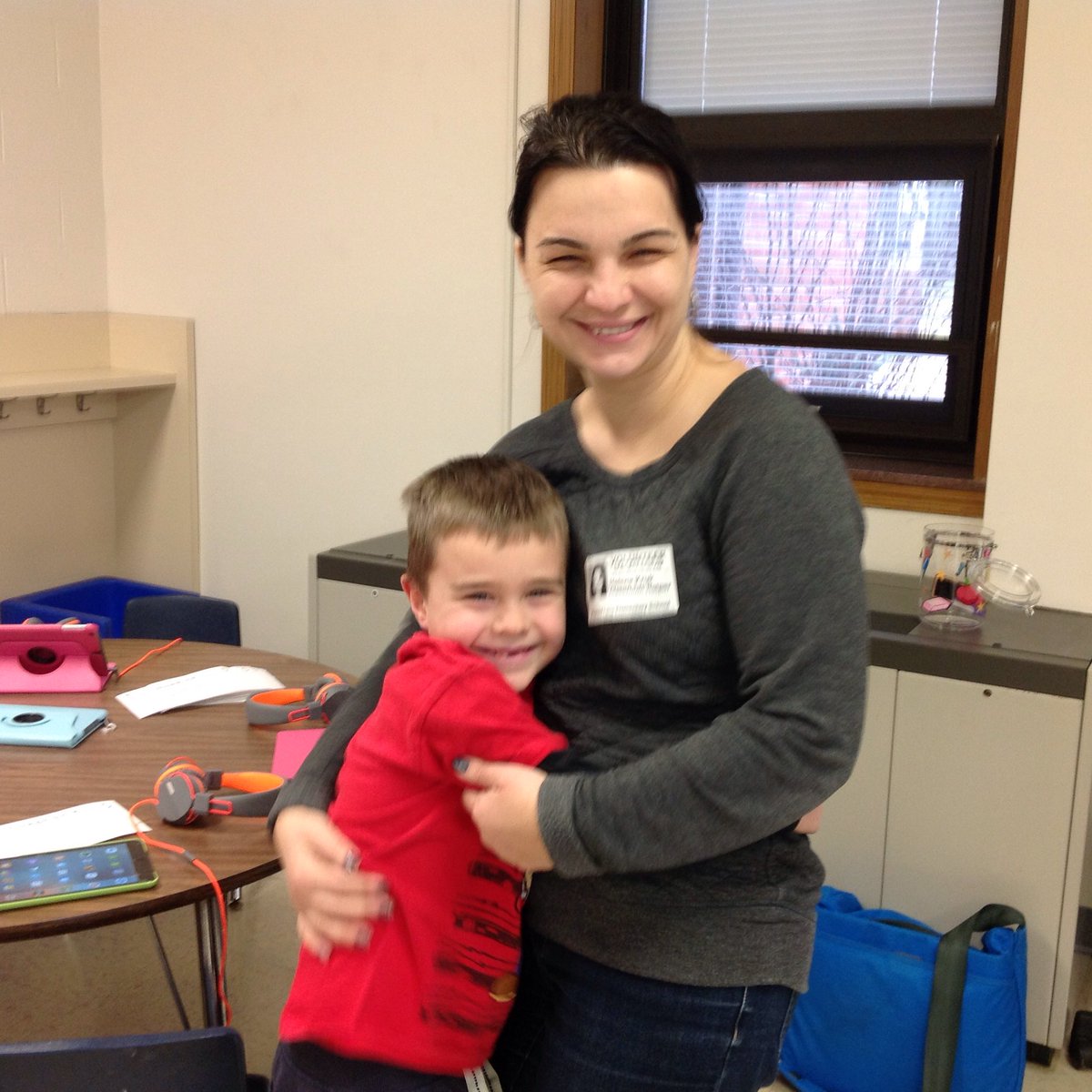 PLKids123's tweet photo. Parent volunteers and tech coaches are key to our successful centers today. Thank you! #weare44 https://t.co/W9SJzJpdvP