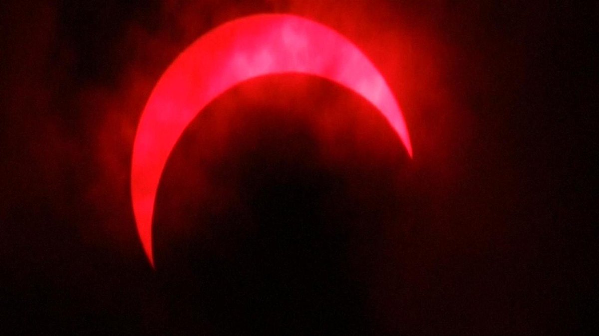 See ‘Ring of Fire’ Solar Eclipse, First of 2017
crwd.fr/2mer4P5