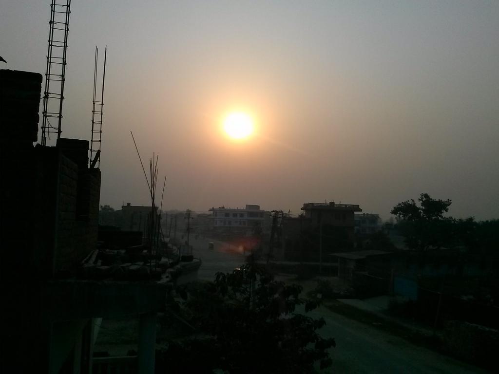 rojinaghale1's tweet image. शुभप्रभात :) :D