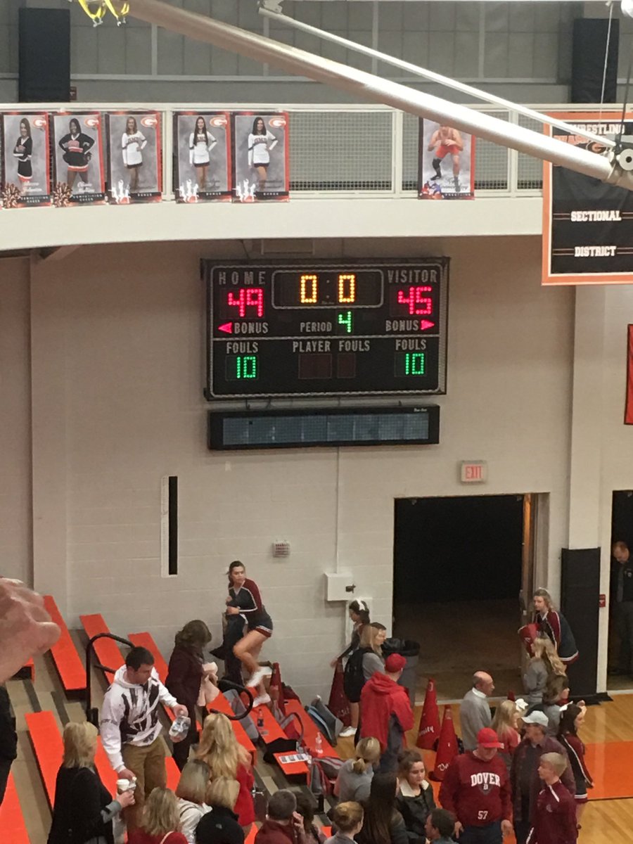 btsohio's tweet photo. Green Wins .@GreenmenFB @Green_Bulldogs @GHSDawgz @doverbasketball @Dover_cheer @DoverStudents https://t.co/mikM4Cxig7