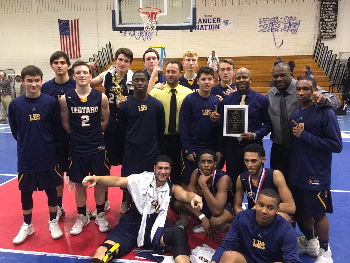 ledyardsports's tweet photo. Congratulations to the Ledyard Colonels! ECC Champions #LHScolonelpride https://t.co/Txr74MLIJa
