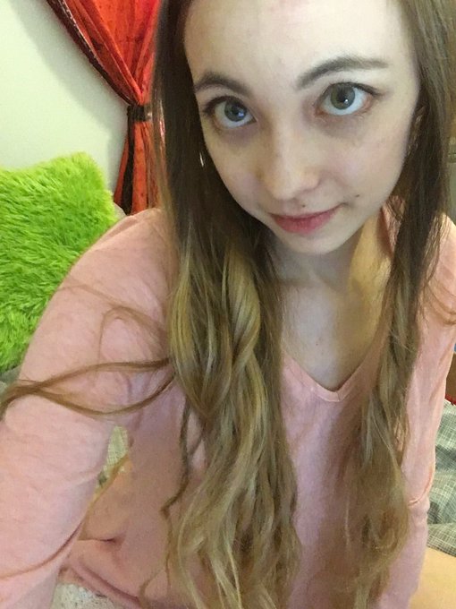 Hang oooouuuut https://t.co/gG0vgCEgxH https://t.co/WnCWi6oIxV<a href="/tag/mvsales"class="tags"><span>#mvsales</span></a>