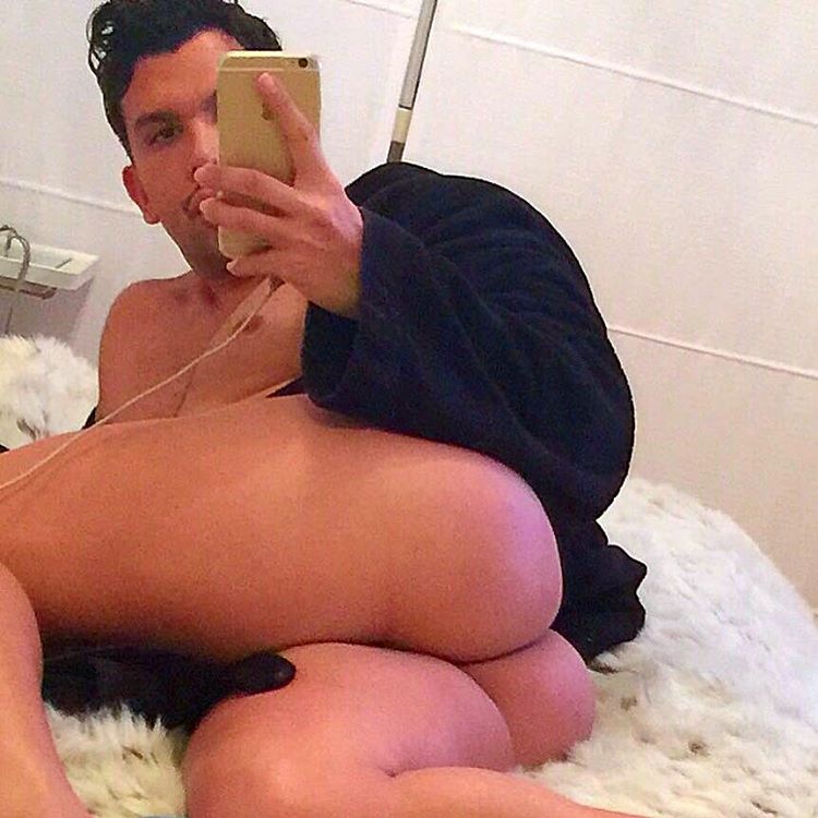 21_968130470's tweet photo. Quando o cara tem um rabo de respeito!!! #Bumbum #Delicioso #Tesao #Desejo #Seducao #BoyMagya #FitMan #BoySarado https://t.co/Za4vWMNxaO