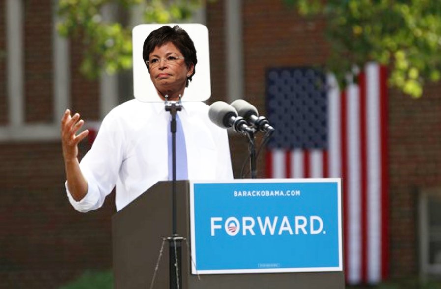 Iranian Valerie Jarrett moves in with Obama 