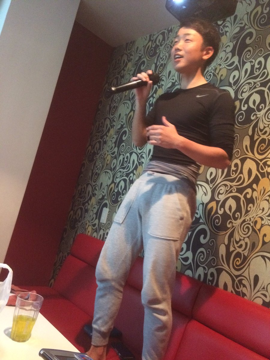 伊石とカラオケ！
卒業したら会えんからさみしいなぁ😩