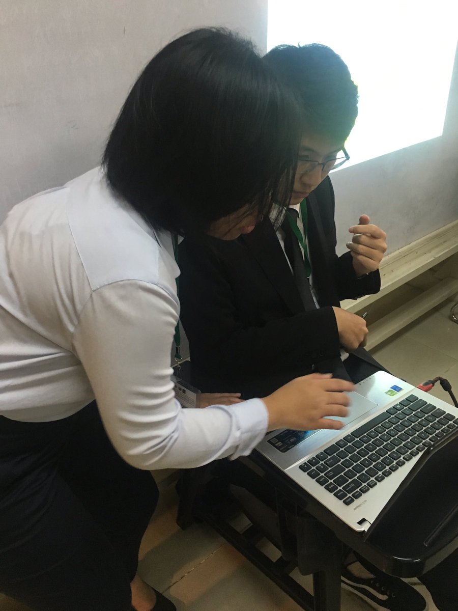 hannamonroll's tweet photo. Iba ka na fam @rominaacsta #USTMUN2017 https://t.co/1UmvXp3Ybo