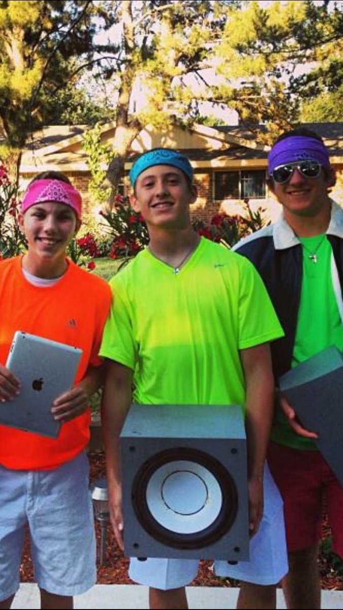 fletcherfieldss's tweet image. "Hol' up, hol' up Get right whitcha"🥇4 years later 👀
@ZaneDigby @HandlinA