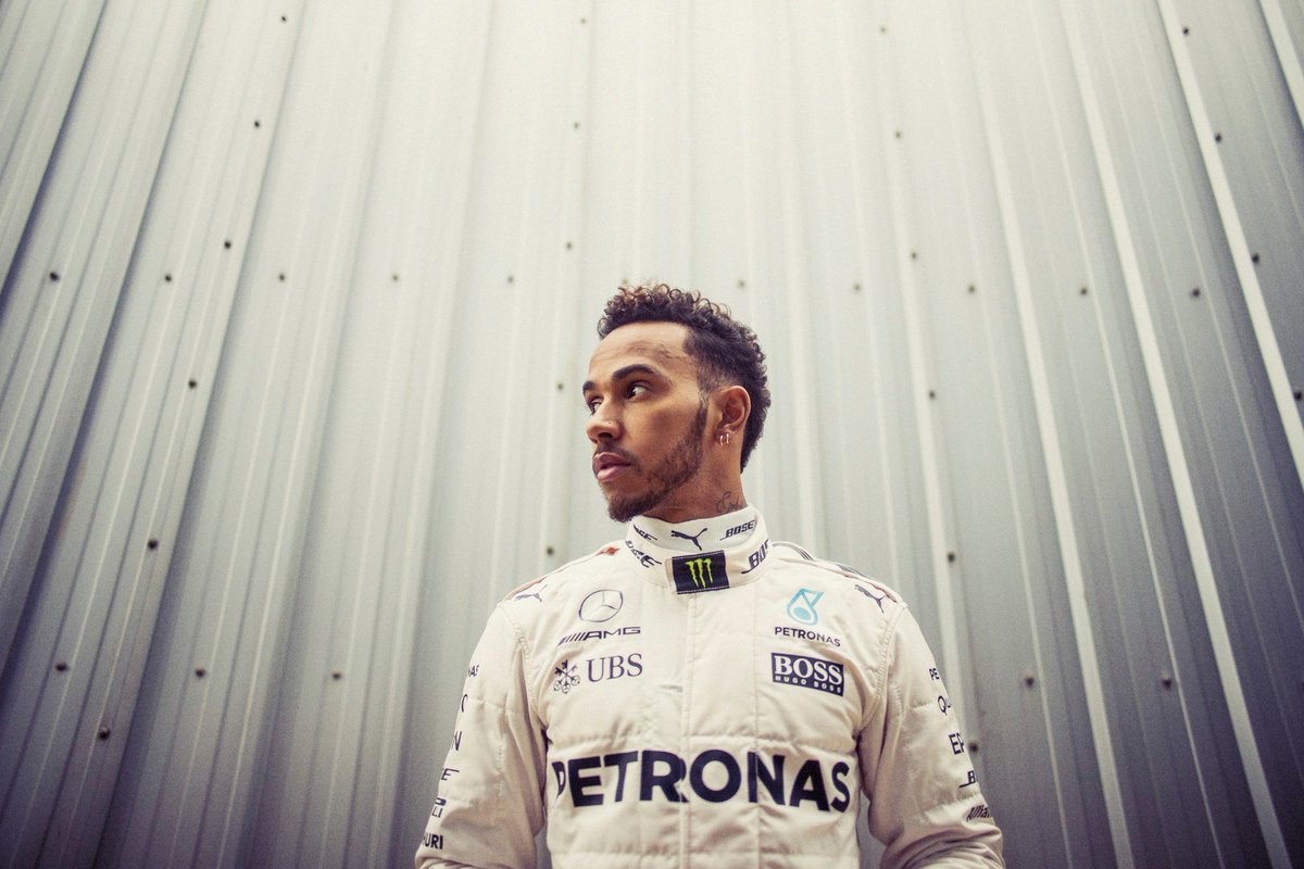 MonsterEnergyMx's tweet photo. Ícono del deporte motor y todo un chico Monster @LewisHamilton se une a la familia! Entérate en: https://t.co/Un3ZLA0m5d 
#44Unleashed #LH44 https://t.co/jDmSjX2L1q