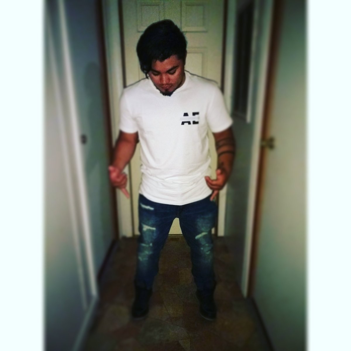 dwmg09's tweet photo. #NewProfilePic https://t.co/9HU3S5WroB
