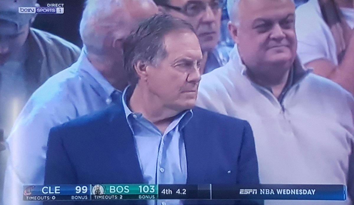 FCFNEP's tweet photo. L'Offsaison et ses petit plaisir Belichick au TD garden pour la victoire des @celtics @celticsfr bravo à eux #offsaison #Bostonforever https://t.co/pfKqGwlisN