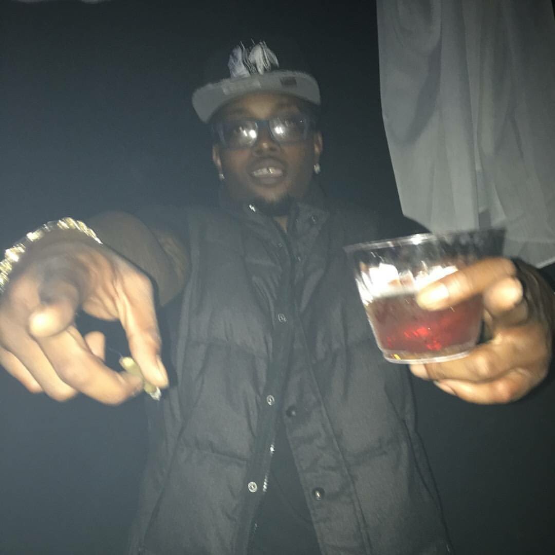 knolobeenstackn's tweet photo. Fuck em it's #KnolosWay https://t.co/wkxZ3aenLw