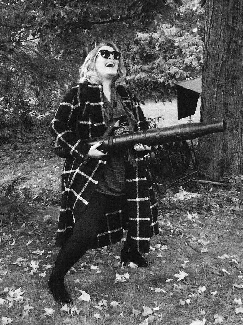 fxckingdaydream's tweet image. let the sky fall