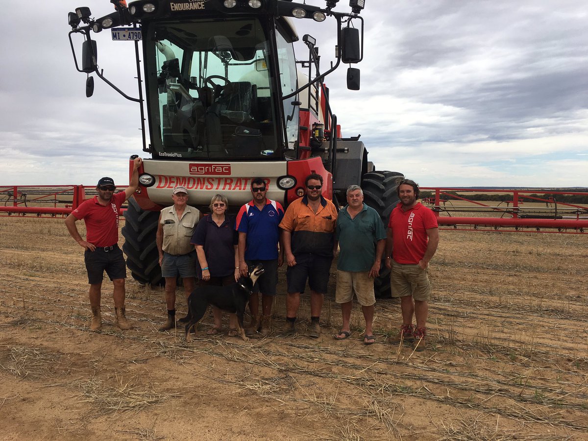 StrathavenFarm's tweet photo. Agrifac completes 24hr spraying record 2638ha #perenjori https://t.co/URjVz6x7LE