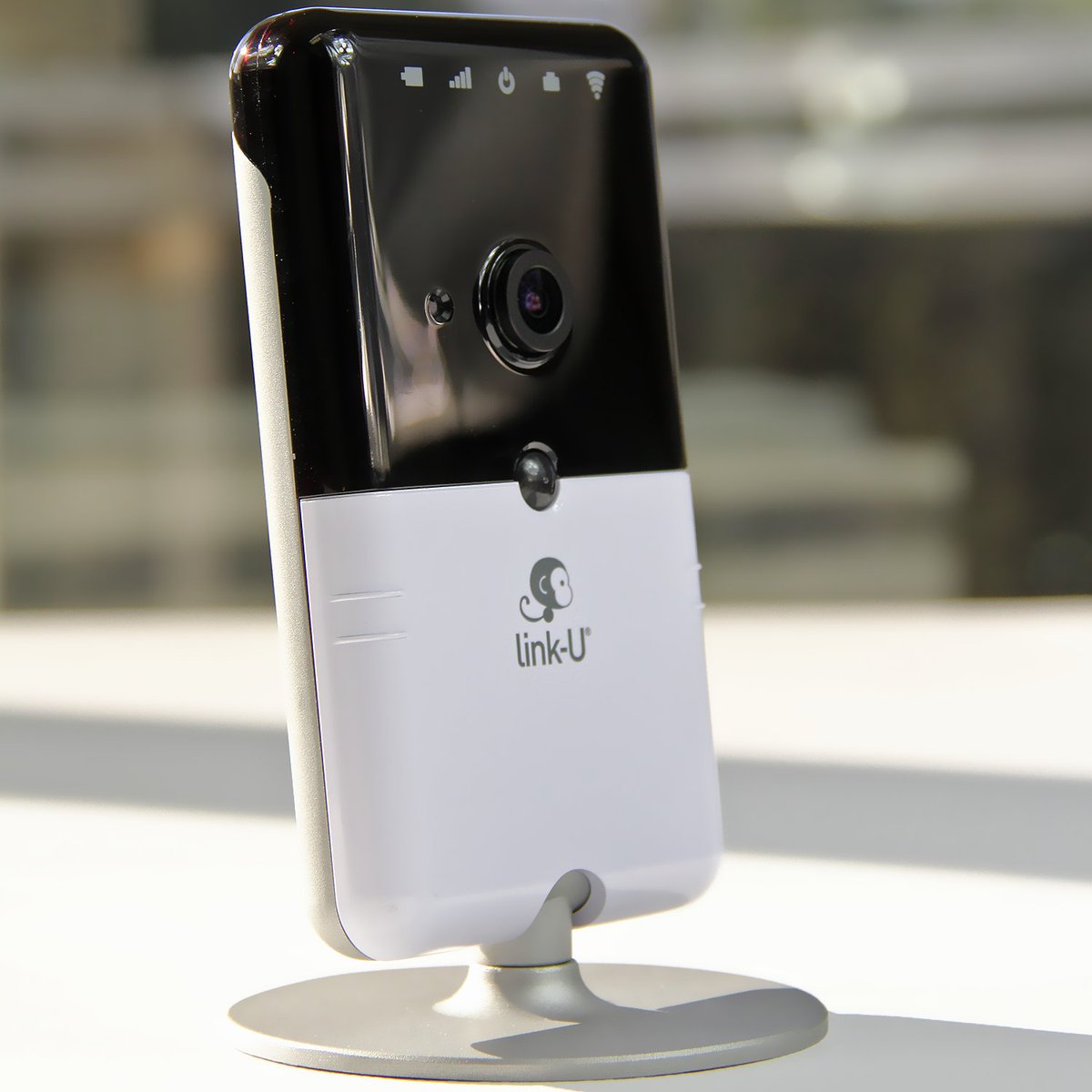 LinkUCam's tweet photo. Link-U is the future. Connect anytime, anywhere with the 4G Hybrid Connection Smartcam. #4Gnetwork #smartTechnology 
https://t.co/vzjtCjxl5b https://t.co/2YftkcM19F