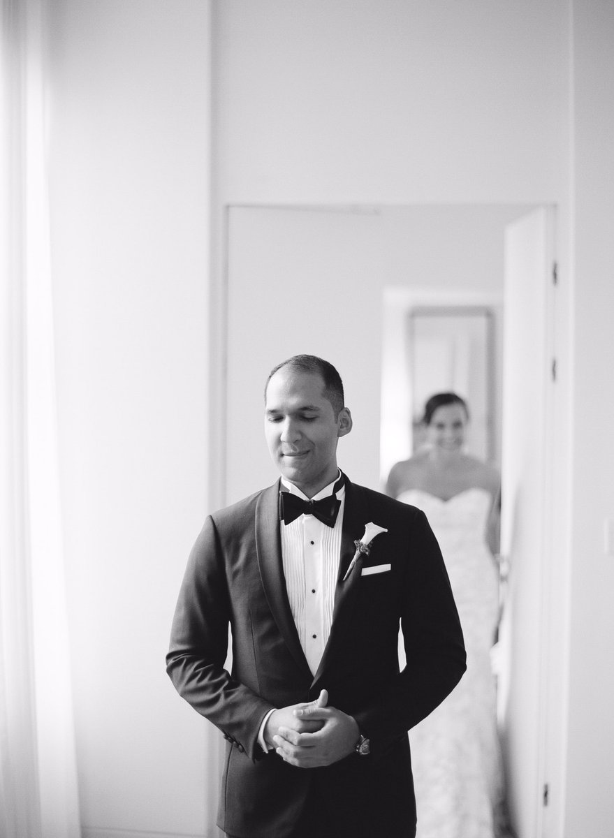 Anticipation.  

#NYC wedding at the <a href="/bryantparkgrill/">Bryant Park Grill</a> Film scans by <a href="/RichardPhotoLab/">Richard Photo Lab</a>