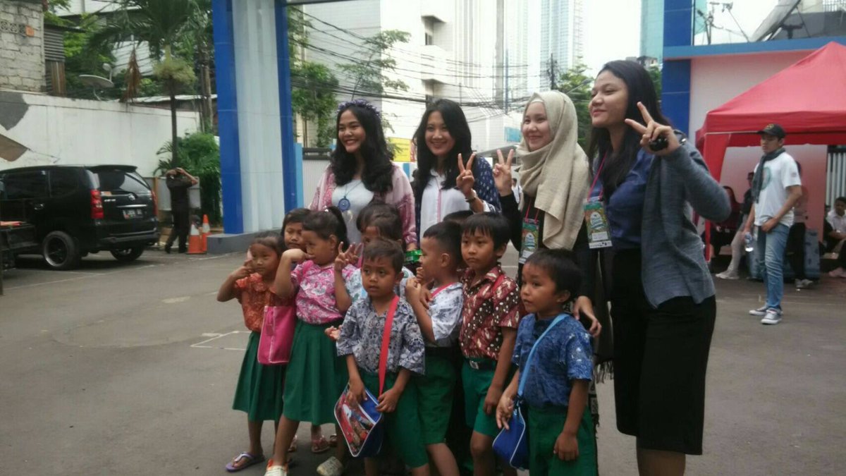 Kedatangan anak anak dari TK saaja ni yang di bantuin sama <a href="/IPFMperbanas/">IPFM Radio</a>  hari inii.
