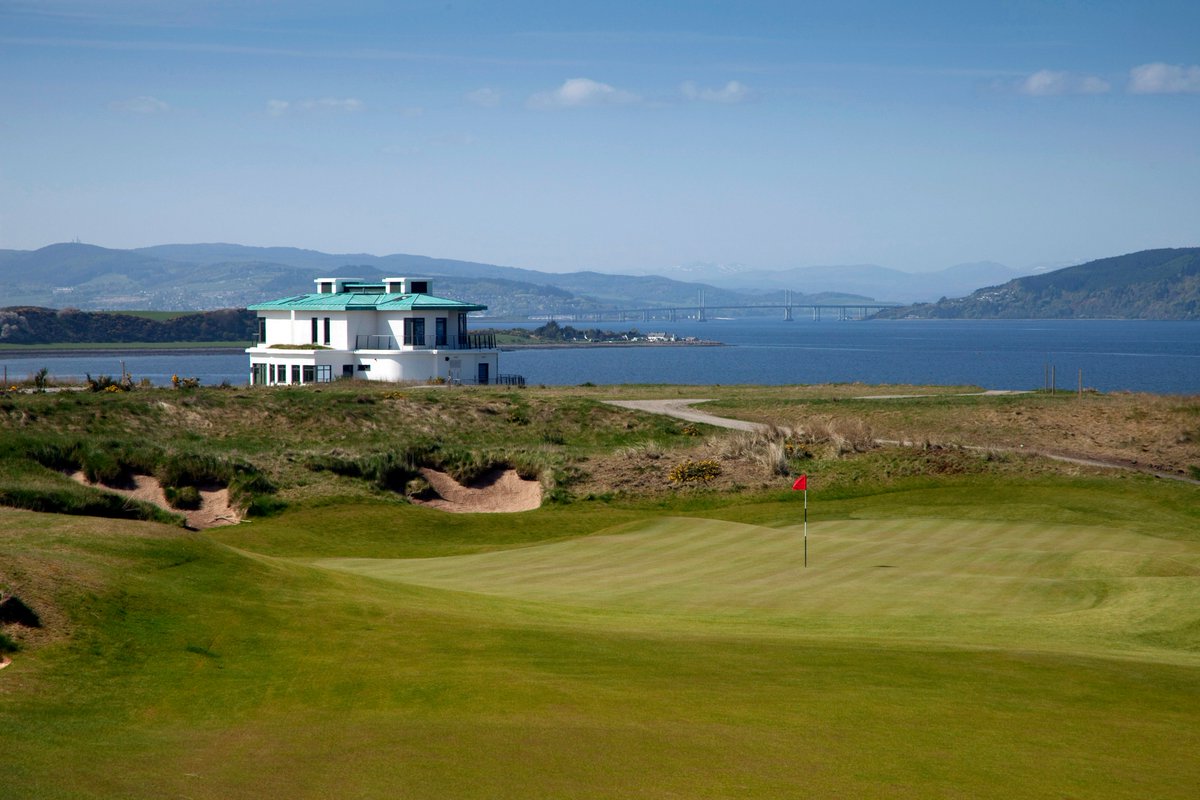 VisitScotGolf's tweet image. "Test the best and be playable for the rest." Stuart McColm on the design principles @CastleStuart @DesignMasters17
