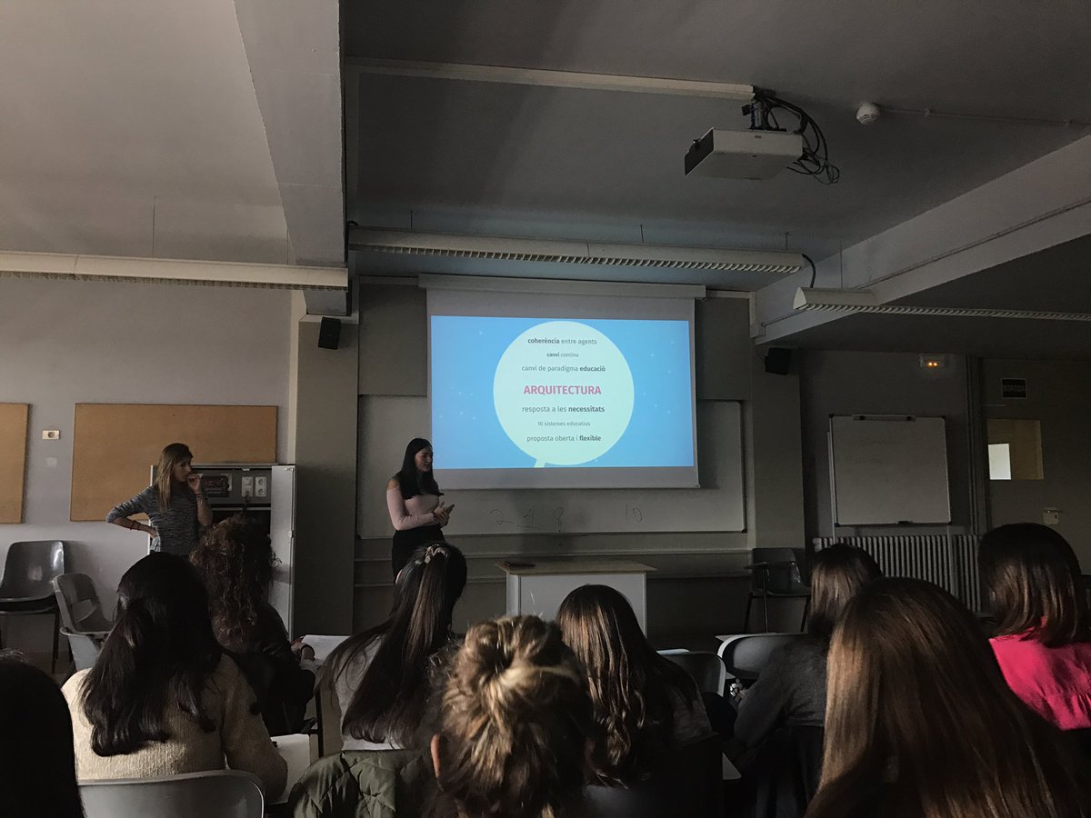 Crisraven's tweet photo. ARA ÉS DEMÀ #sem3r1617 #innovemara https://t.co/hqGhyG6z9z