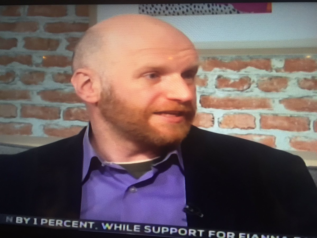 andreahayesie's tweet image. #WorldBookDay#startreading 📚 There you are Bob! @gutterbookshop @GutterDalkey @IrelandAMTV3 #supportlocalbookstores