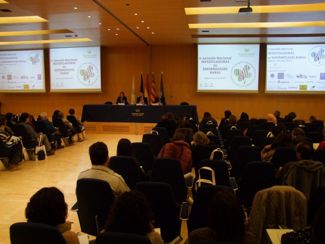 CIPFciencia's tweet photo. @ricardellas inaugura la II Jornada Nacional Investigadoras #eerrCIPF2017 y recuerda el #PremioFEDER2017 a la Alianza #InvestigaciónEnRed https://t.co/NtafCj9Ukd