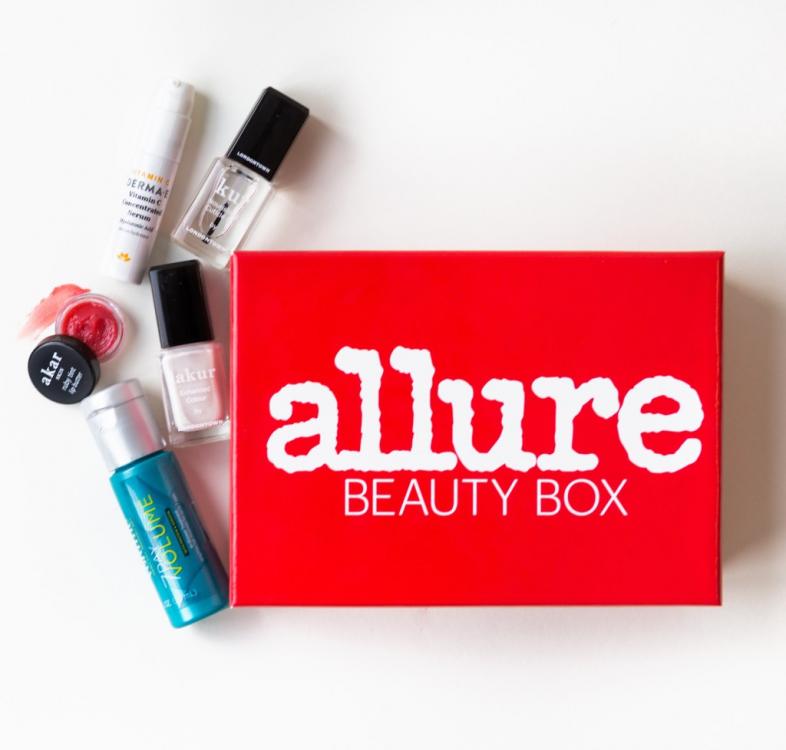 OurBeautyTalk's tweet photo. Allure. March 2017 Beauty Box Full Spoilers https://t.co/GdO6wikSMd #beauty https://t.co/kwHiM3HUDc
