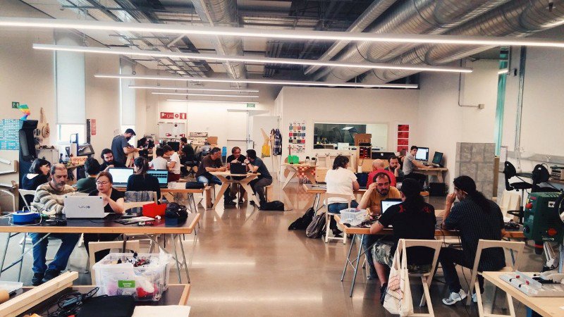 Comenzamos a desarrollar nuevos proyecto en @hirikilabs Plaza. ¡Anímate! Seguro que puedes aportar cosas... tabakalera.eu/es/hirikilabs-…