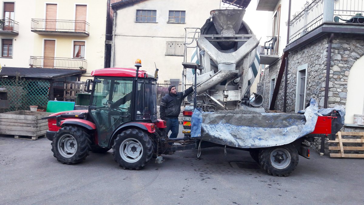 ViniBalgera's tweet photo. Renovation works of the 1970 cellars are going on !!! https://t.co/cPKMjg0MBI