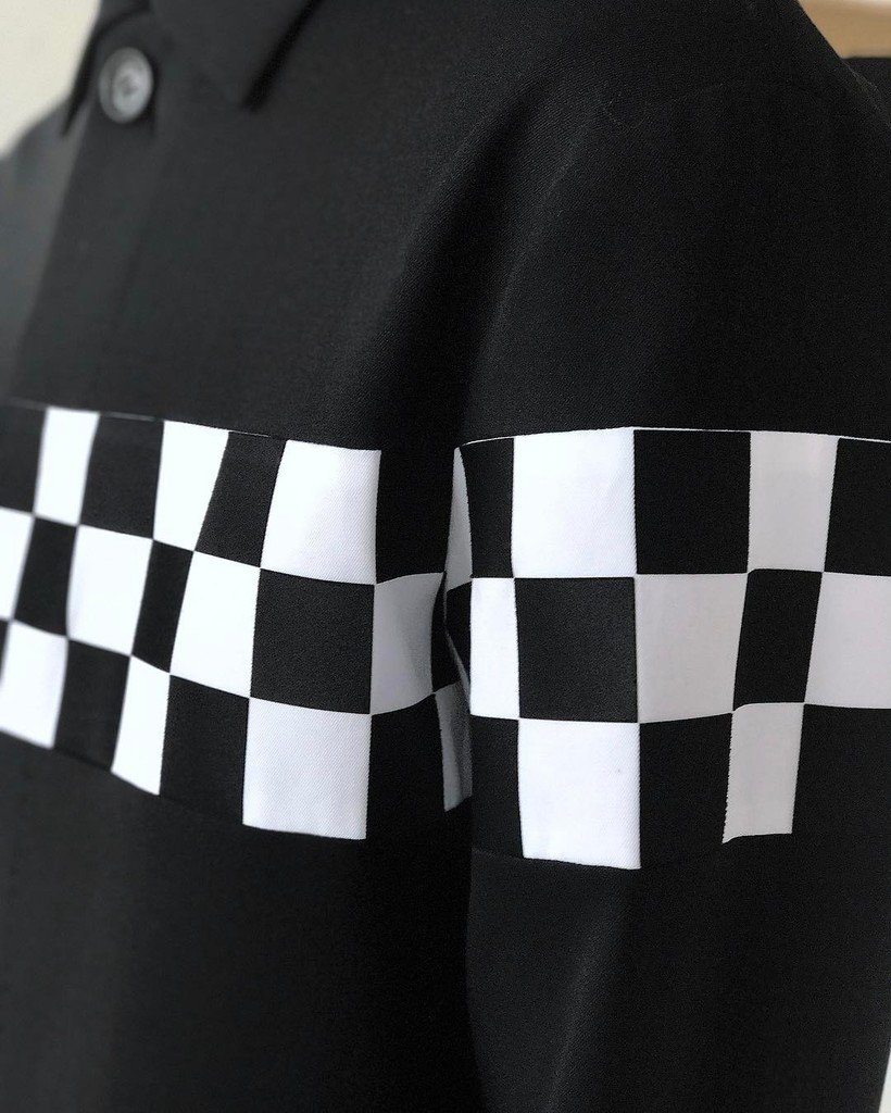 Black&amp;White z dilny @dsquared2 #ellefashionguide #suit #details #behindthescenes ift.tt/2lZtezB