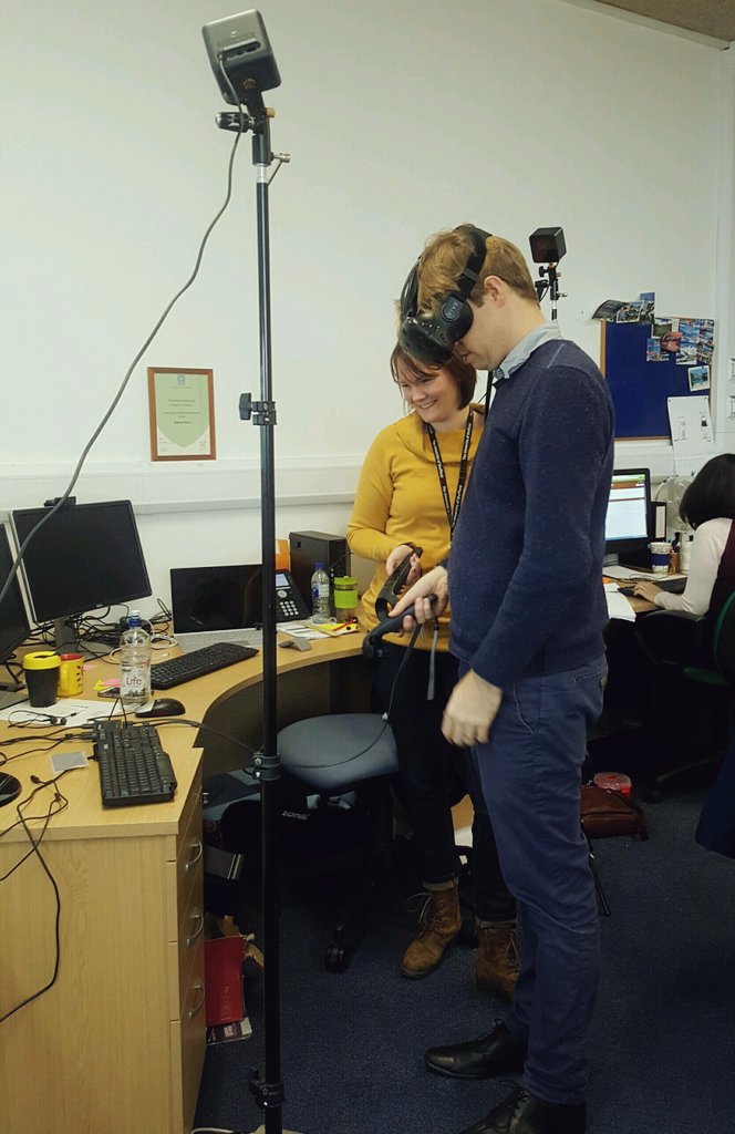 paw_lean's tweet photo. Experimenting uses of #VR in Design teaching &amp; assessment @DDCFsheffield 

Thank you @GoodfellowTom for giving it a go! #HEandTech https://t.co/fiCgKnMnRA