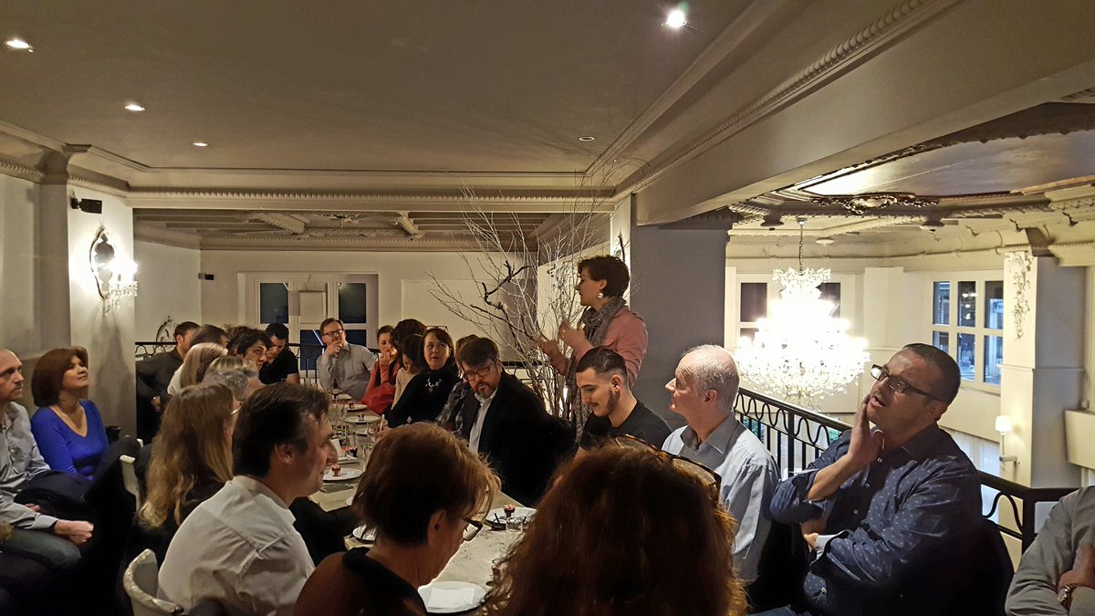 Belle présentation de @PositivePlanet_ par <a href="/ChoffatC/">Catherine Choffat</a> devant plus de 30 entrepreneur(e)s au #Café #CEE6 ce matin.