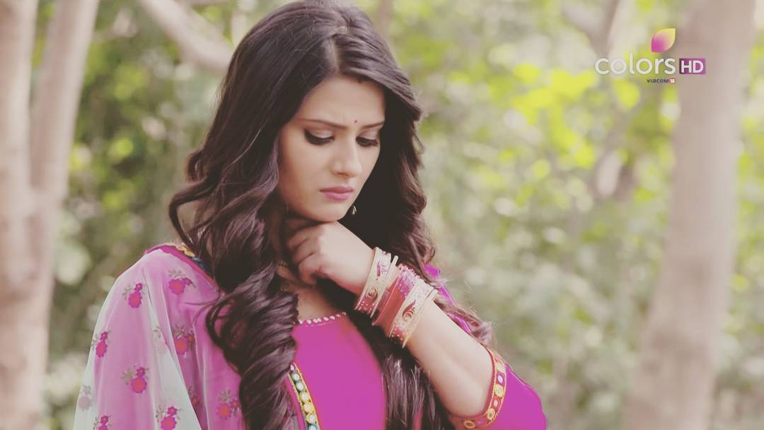 Tanuja & Rishi on Twitter: "please kratika we want many hairstyles like
