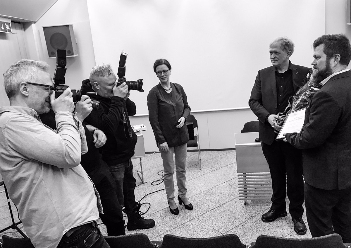 Til hamingju, Viðar! lesstofan.is/blogs/news/vid…