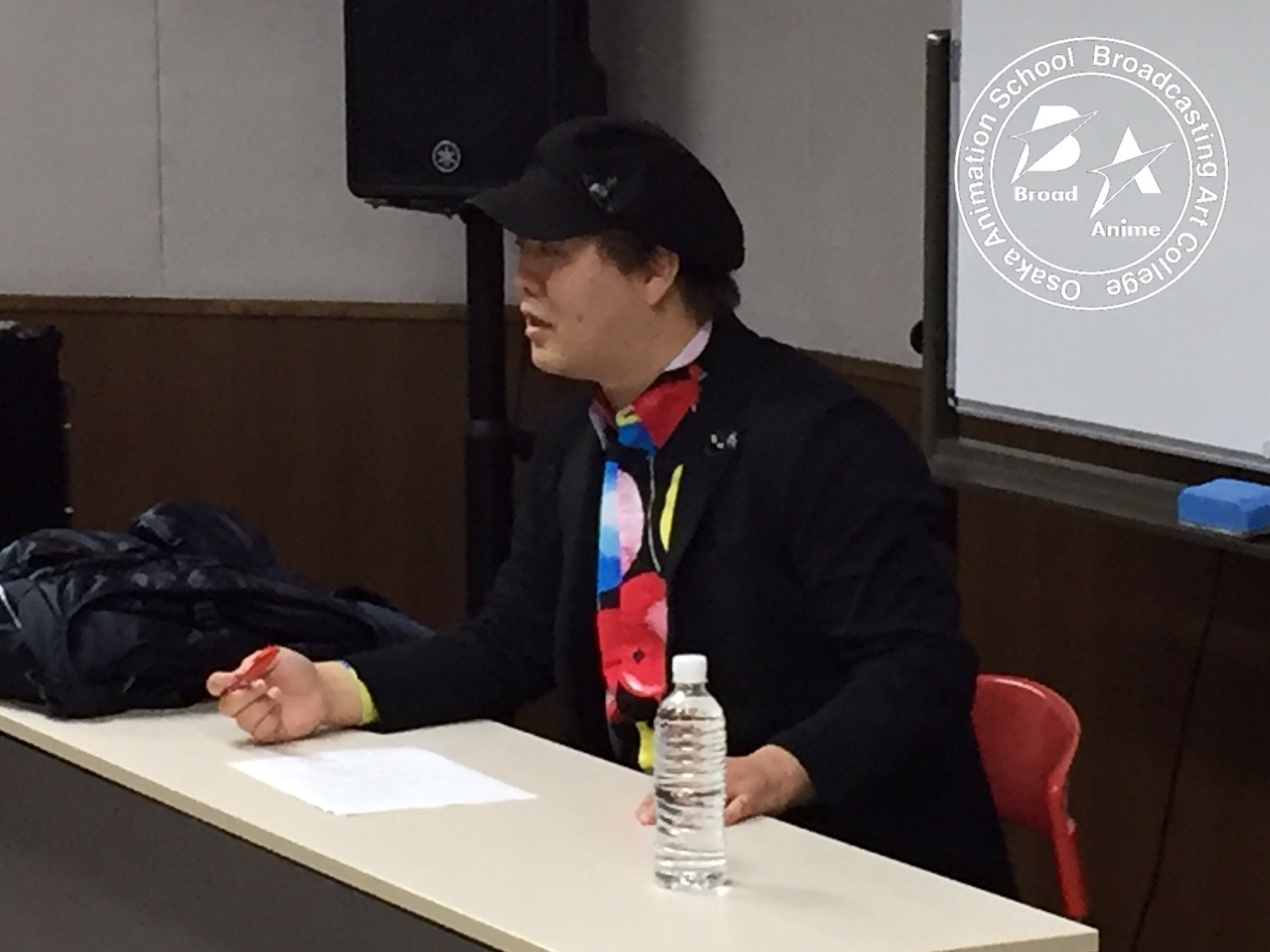 放送芸術学院専門学校 本日 アニメ声優コース一年生の特別講義です ケンユウオフィス所属声優のヤスヒロさんの朗読レッスンです 本気のお芝居の話 現場の話 これからの覚悟の話など とても充実した内容でした 一年生は来年オーディションが