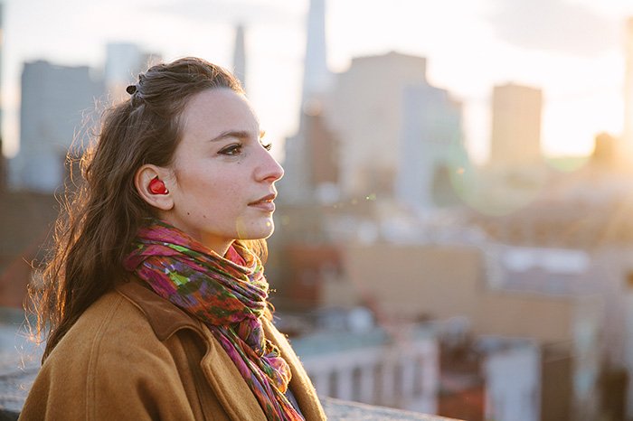 WOW_Interactive's tweet photo. In-ear device that translates foreign language; https://t.co/LmxmHdSUqx #WOWinteractive #RealTimeTranslator #WOW #WebDesign #Blog #Foreign https://t.co/YD9gXcZeQc