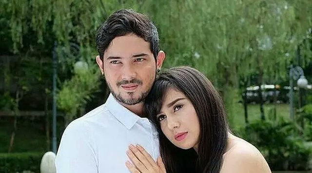 SCTV's tweet photo. Fans #BerkahCinta Mulai Jodohkan Irish Bella dengan Donny Michael. Kalau kamu? #SayaDiSCTV
https://t.co/mvwCXCjPjX via @bintangcomID https://t.co/2vkJBDgBdr