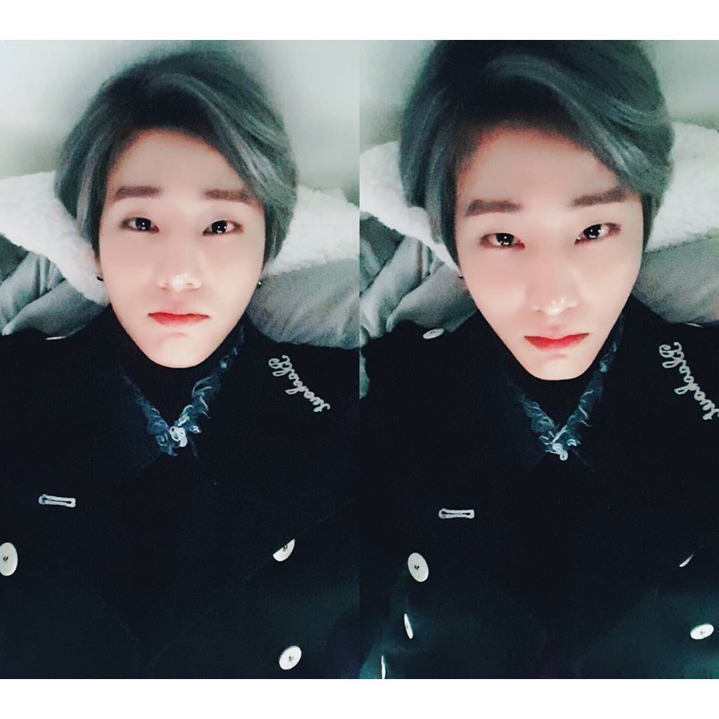 Day6Thailand's tweet photo. [day6kilogram] 170302 #DAY6 #YoungK โชคดีครับ 👍🙃 https://t.co/pfLazKIhAm https://t.co/LmQirfRt8f