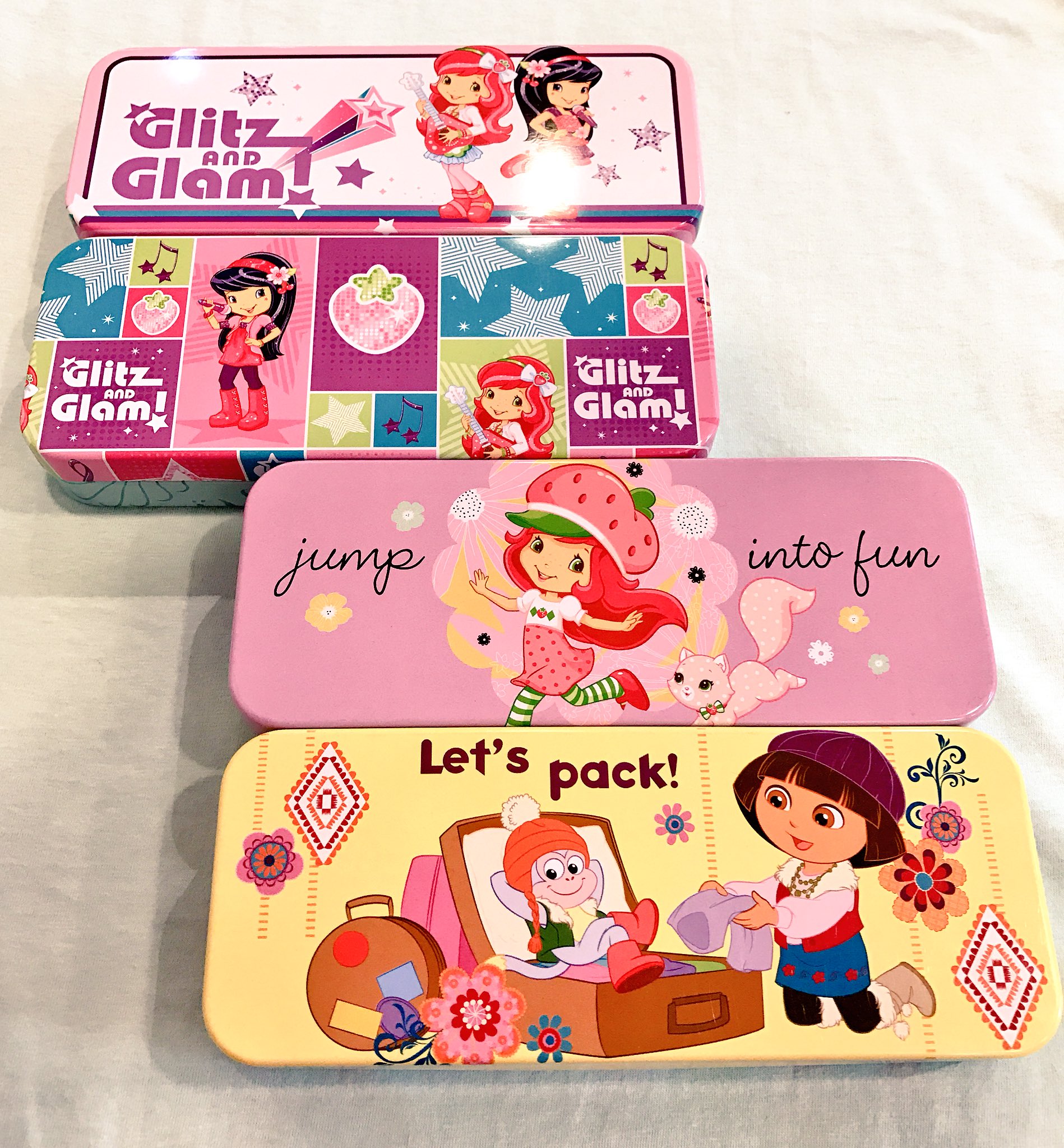 サンキューマート大阪アメリカ村店 Ar Twitter 商品紹介 缶ペンケース 可愛いキャラクターが種類豊富 春 からの新学期にむけて 新しい文房具をゲットしましょう もちろん全品390円 欲しいと思ったらrt T Co Fxzhs31czh Twitter