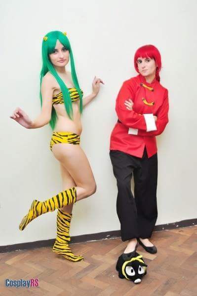 dogemario12's tweet photo. Today's #wcw @deborateach she cosplays with her sister @brunacrona sometimes to do awesome cosplays together follow her for more cosplays https://t.co/03gsncIocR