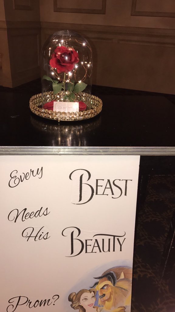 Prom Proposals tweet media