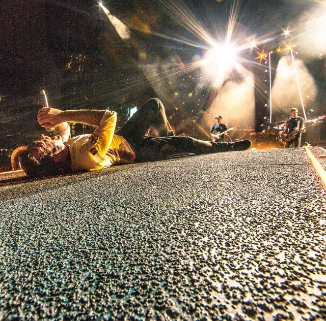 SuchAColdplayer's tweet image. Thank you for the music, for the passion and for the love. ❤️ Have a great fortieth birthday, Chris! We love you